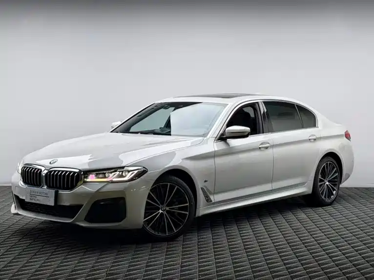BMW 5 Series 2021