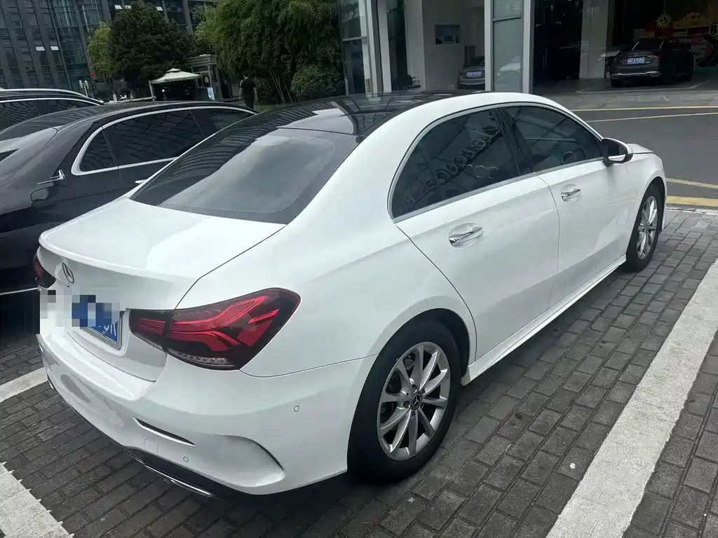 Mercedes-Benz A-Class A 2020 A 200 L Sport Fashion