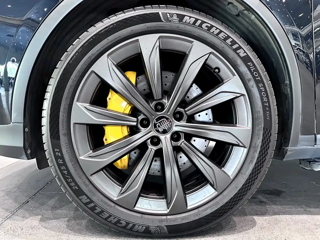 BYD Tang New Energy — миниатюра 8