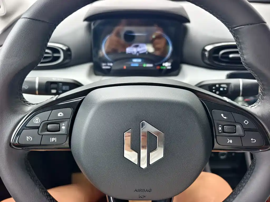 Leapmotor Leapmotor T03 — миниатюра 7