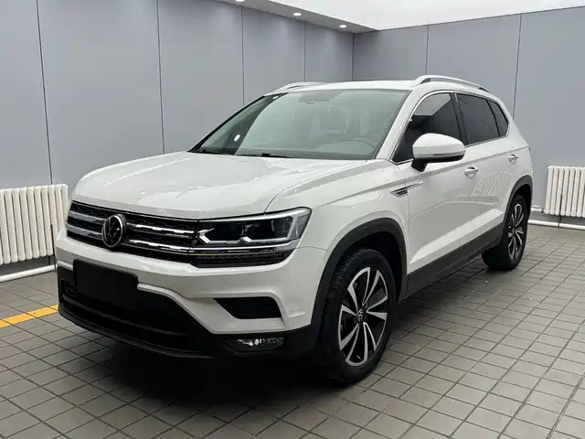 Volkswagen Tharu