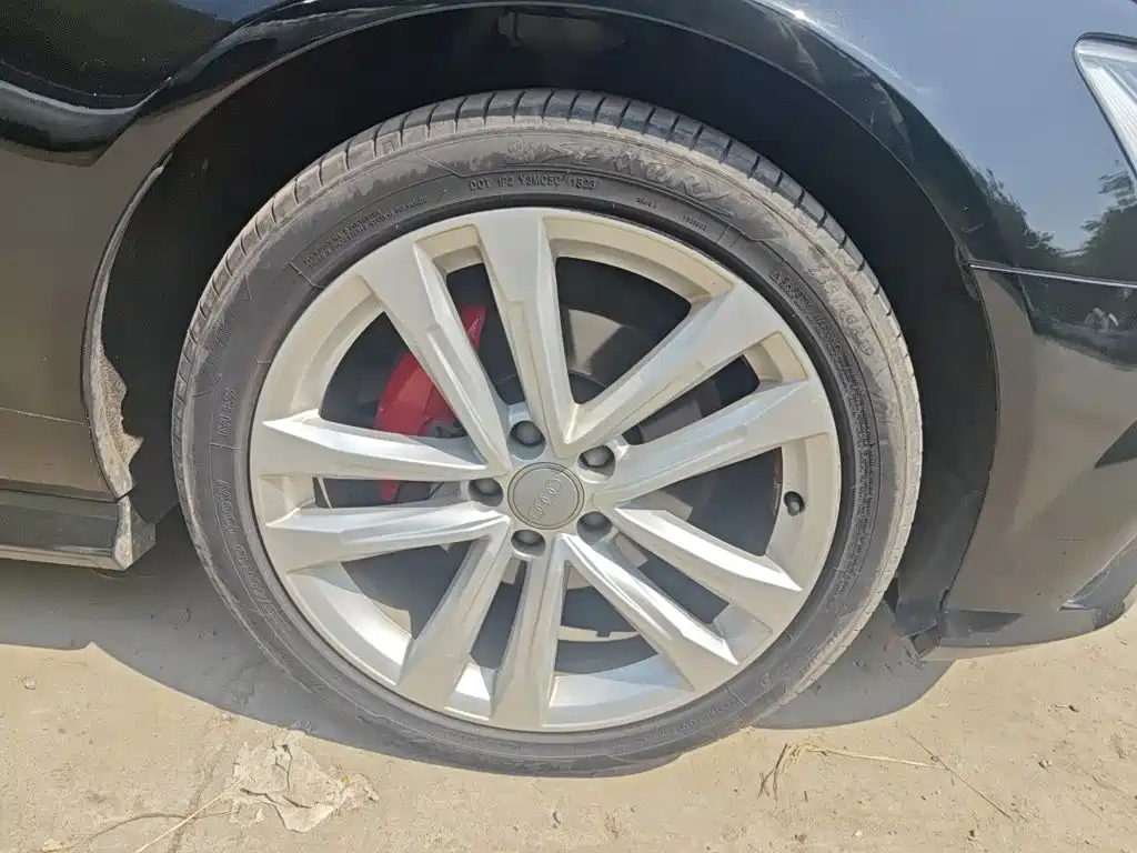 Audi A6L — миниатюра 8