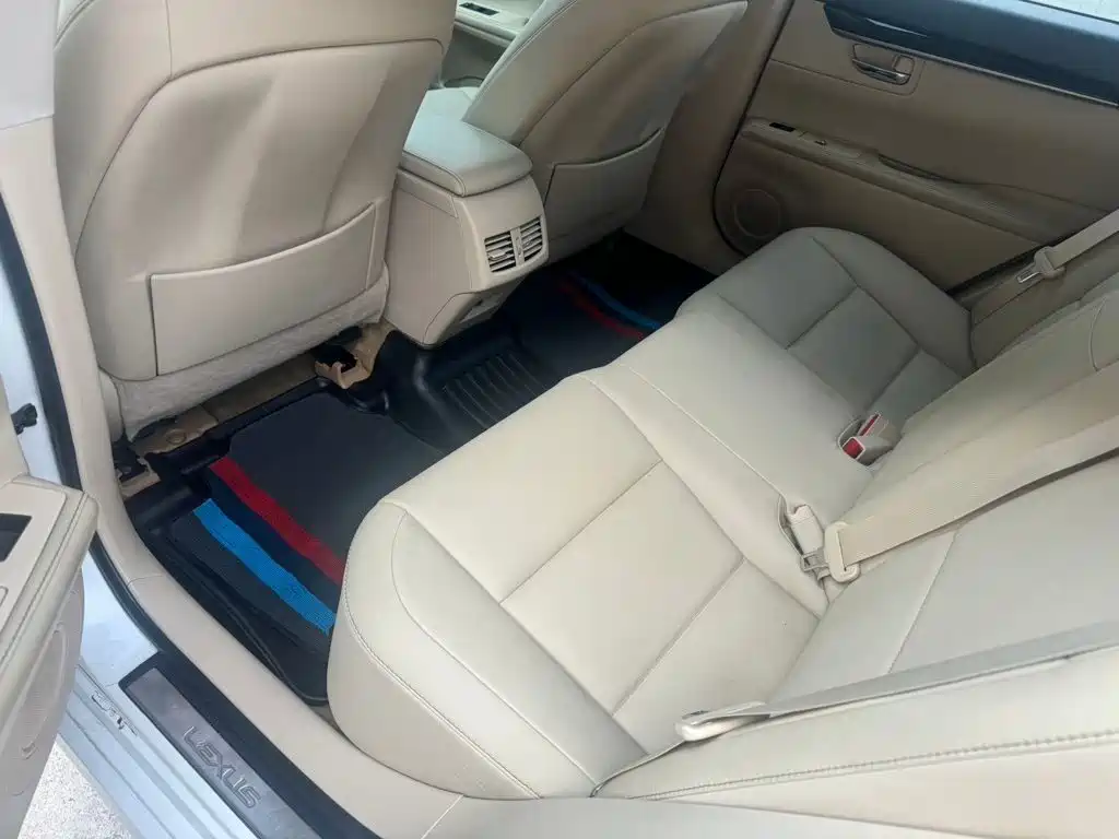 Lexus ES — миниатюра 3