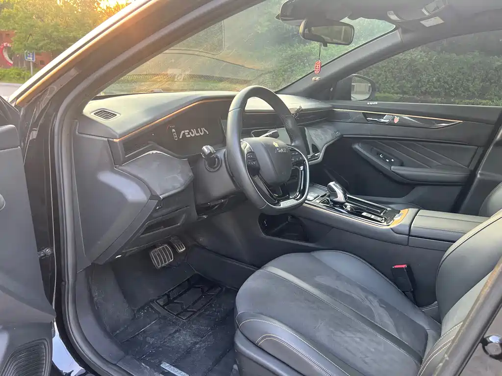 Dongfeng Aeolus Yixuan Max MAX 2021 1.5T