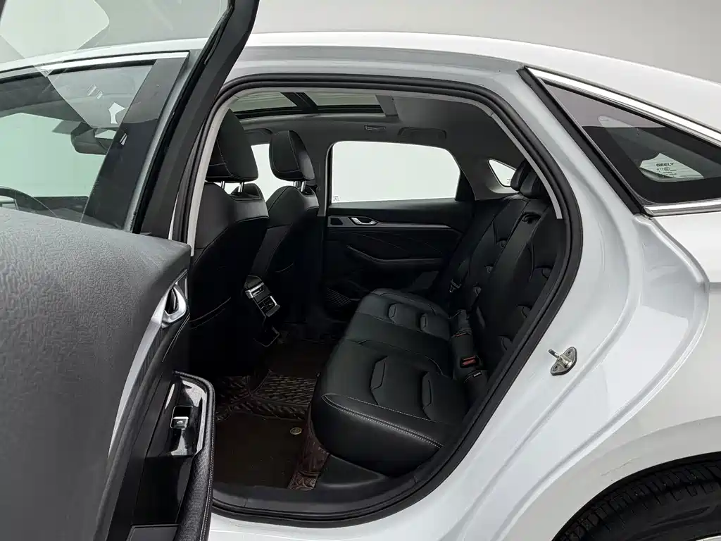 Geely Xingrui — миниатюра 13
