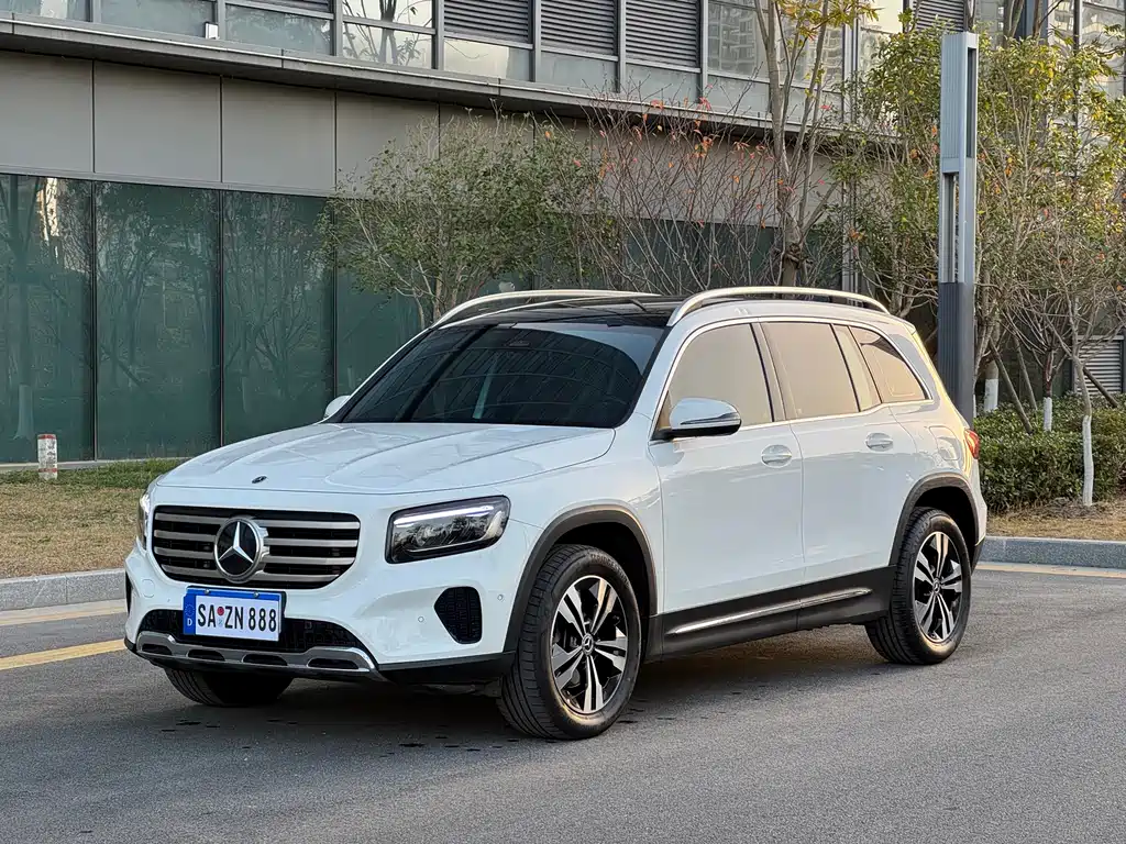 Mercedes-Benz GLB 2024