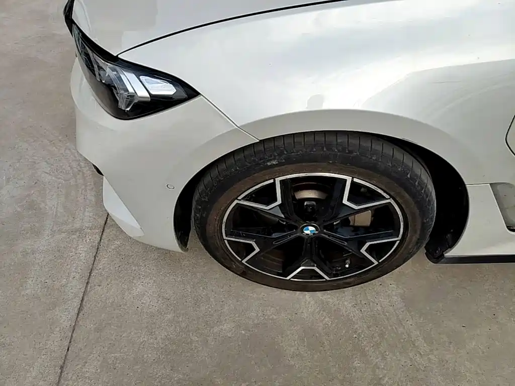 BMW i3 — миниатюра 23