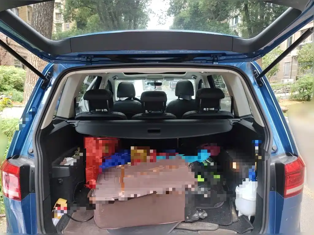 Volkswagen Touran — миниатюра 16