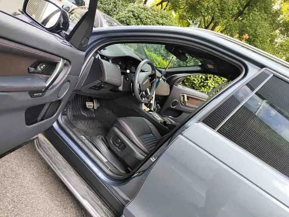 Land Rover Discovery Sport — миниатюра 7