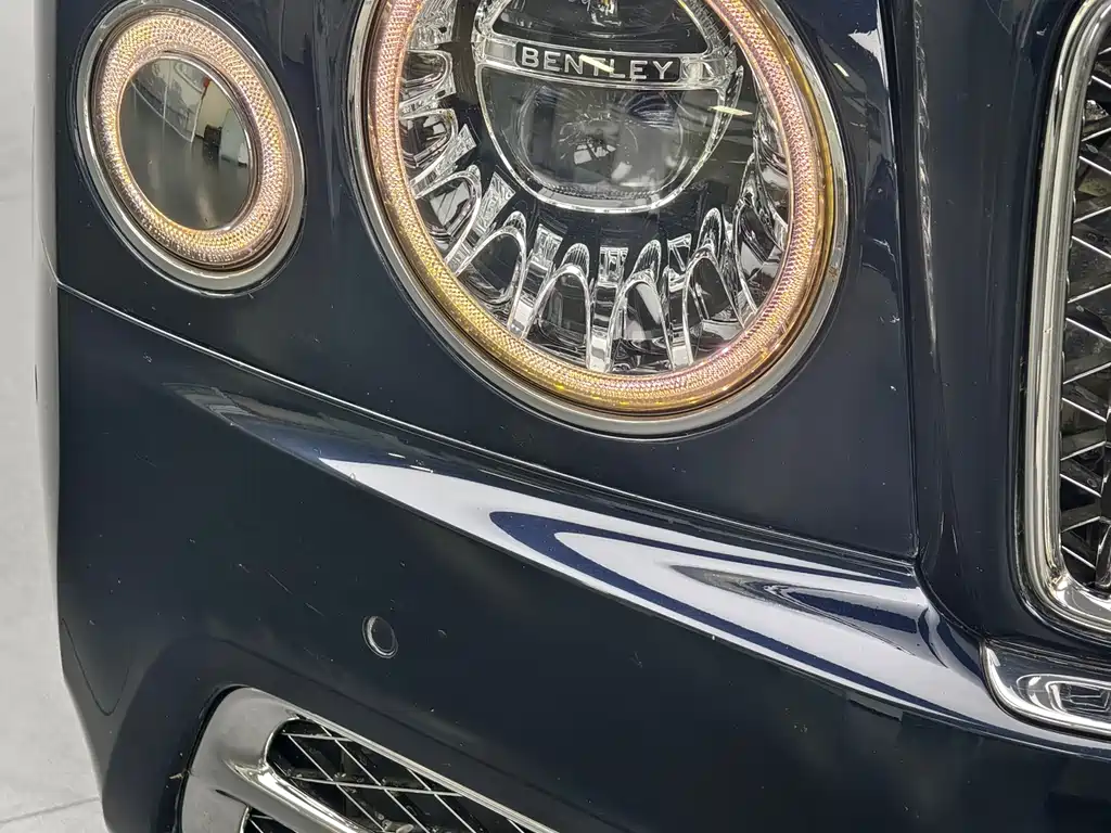 Bentley Mulsanne - фото 17