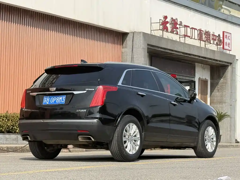 Cadillac XT5 — миниатюра 8