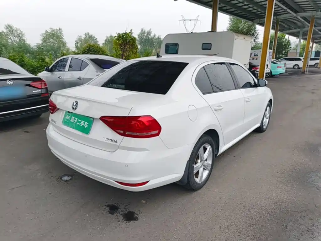 Volkswagen Lavida — миниатюра 7