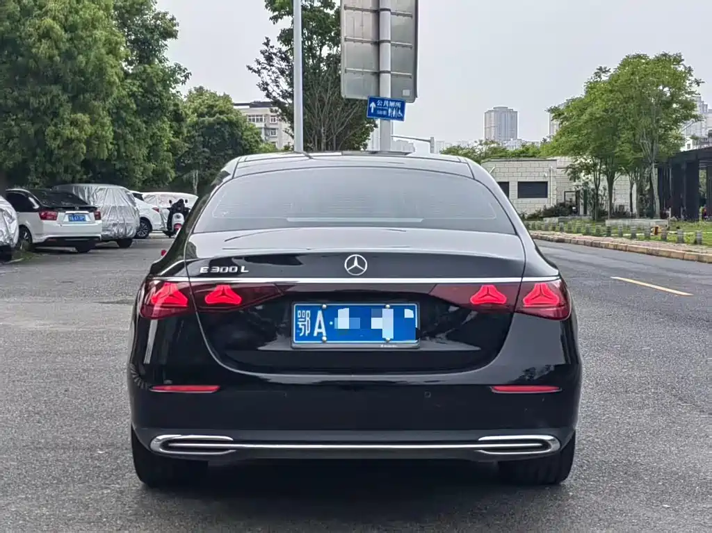 Mercedes-Benz E-Class E 2026 E 300 L Fashion