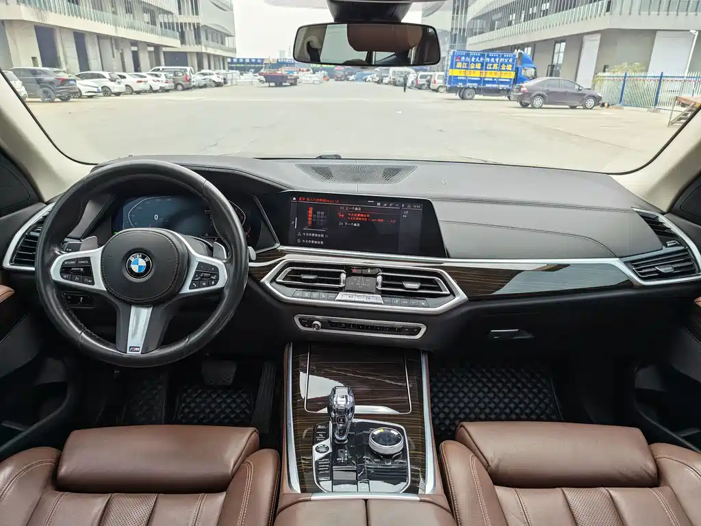 BMW X5 (Import) — миниатюра 8