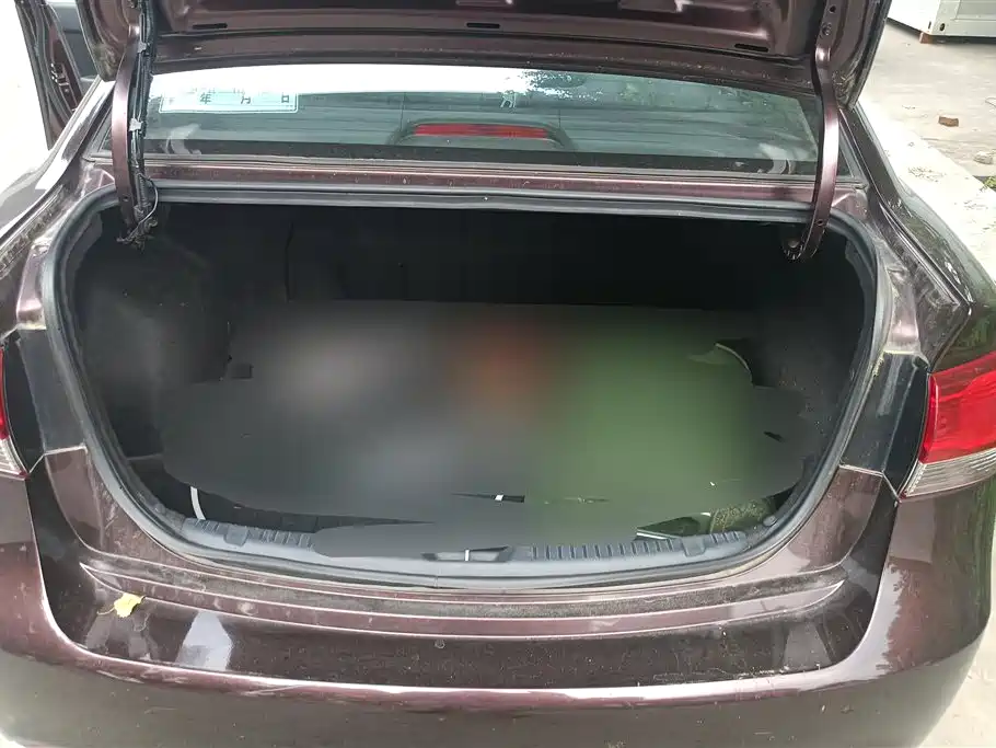 Kia Forte 2014 1.6L MT GL