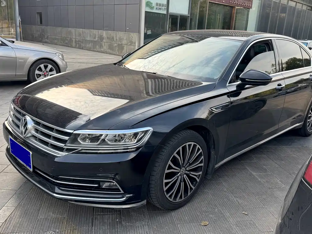 Volkswagen Phideon