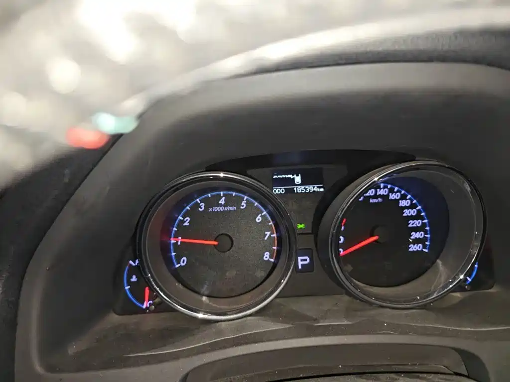 Toyota Reiz — миниатюра 5