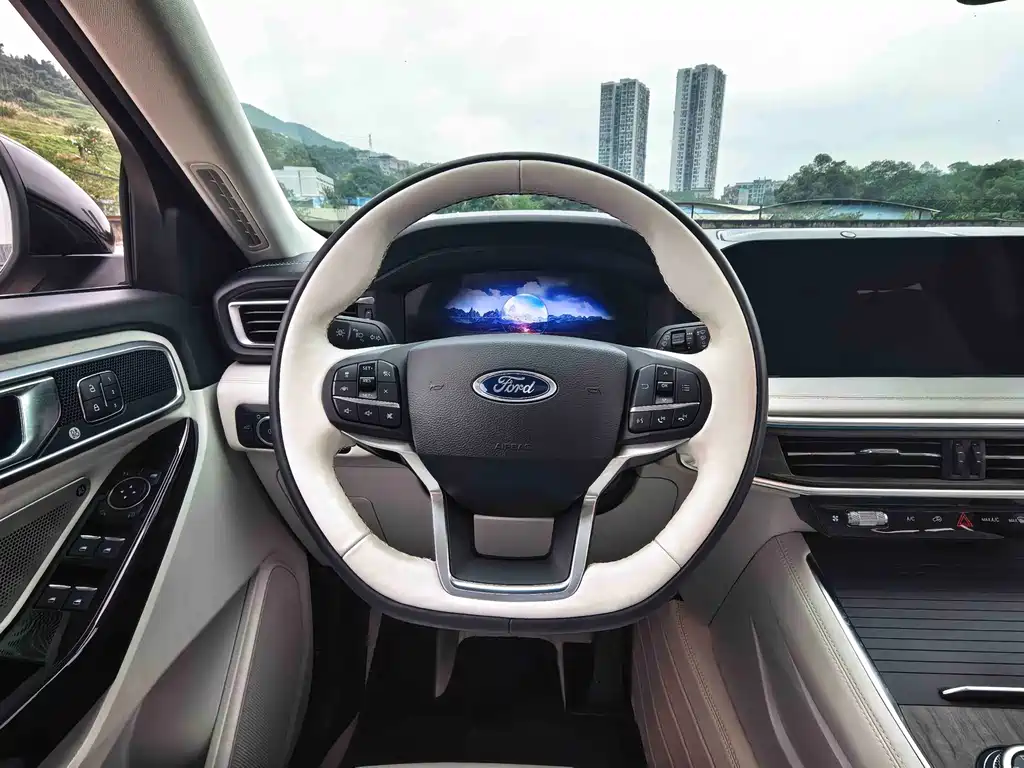 Ford Explorer — миниатюра 24