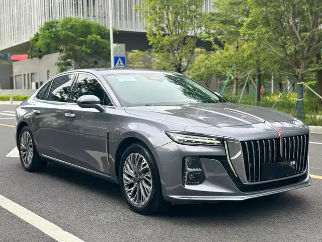 2023 Hongqi H5