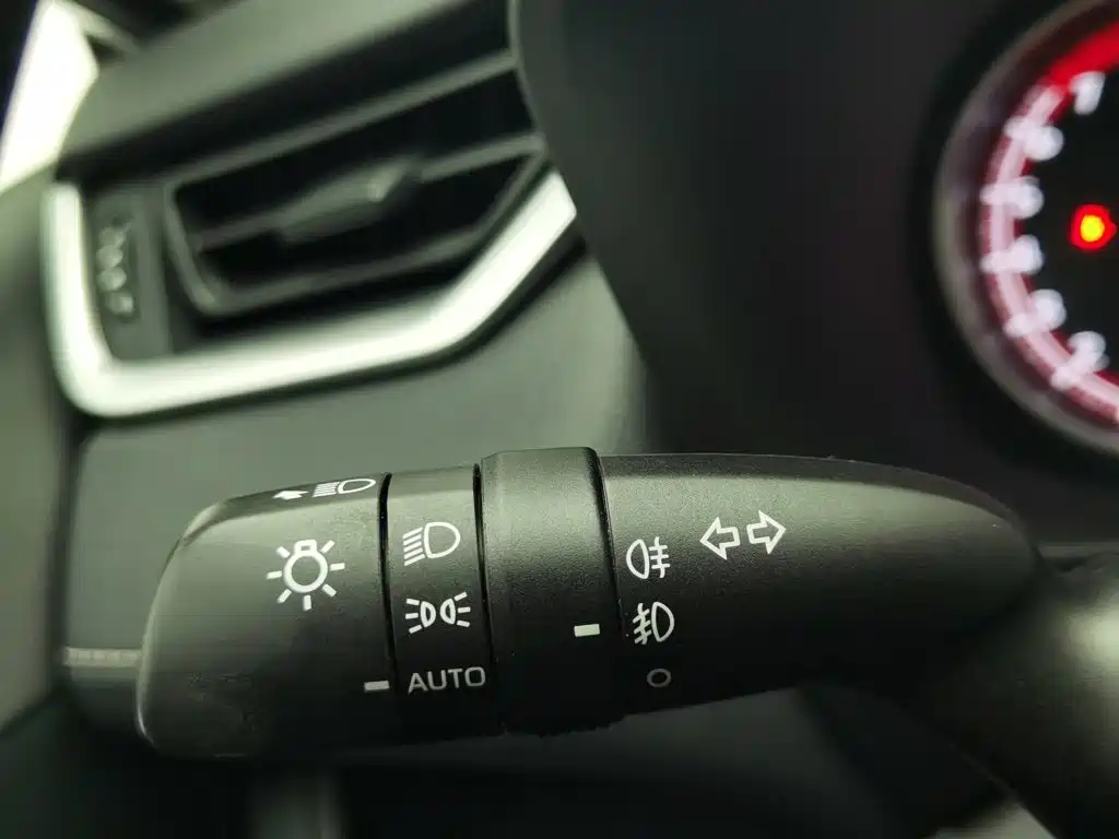 Toyota RAV4 — миниатюра 21