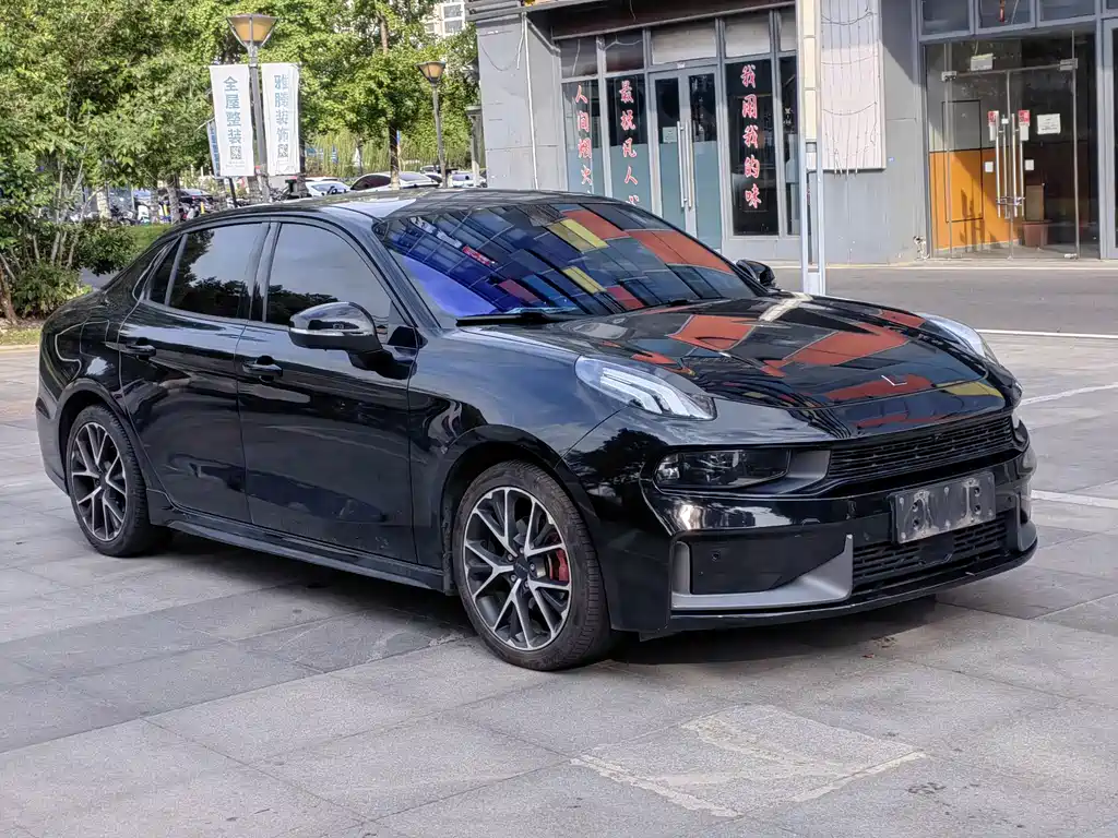 Lynk & Co 03 — миниатюра 3