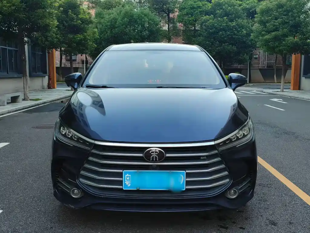 BYD MAX — миниатюра 2