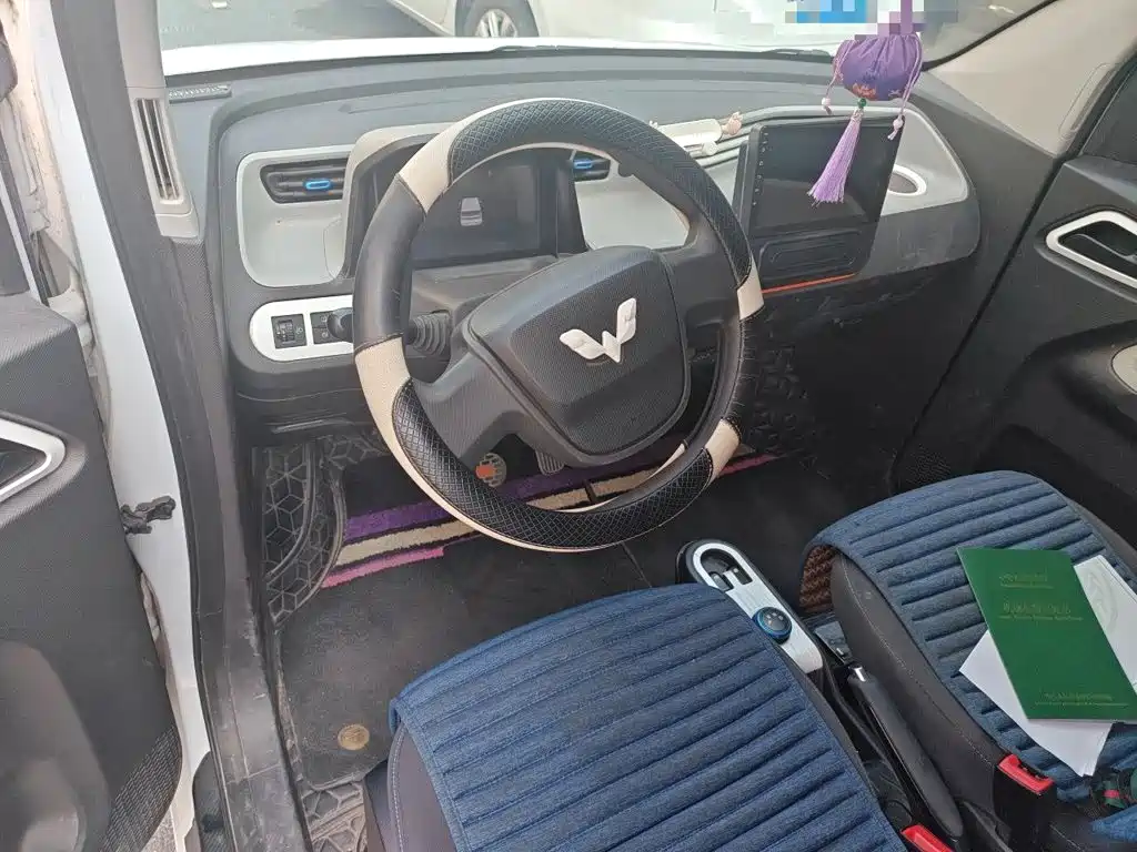 Wuling MINIEV — миниатюра 6