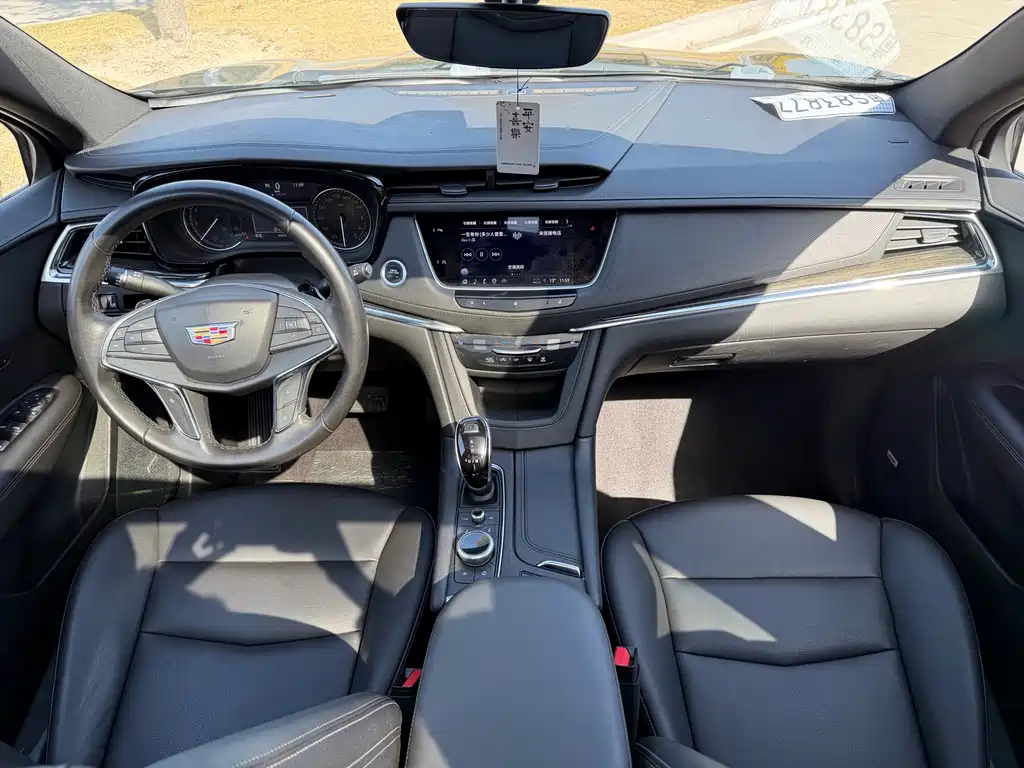 Cadillac XT5 — миниатюра 9