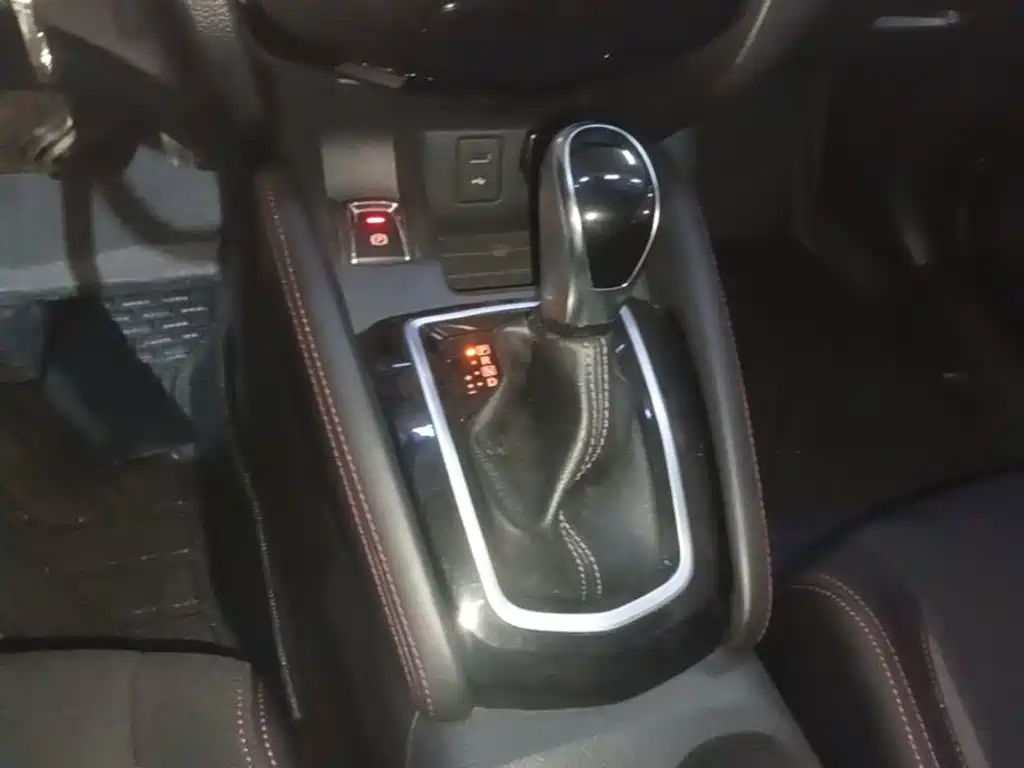 Nissan Qashqai — миниатюра 14