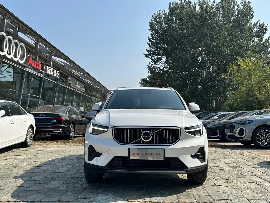 Volvo XC40 — миниатюра 7
