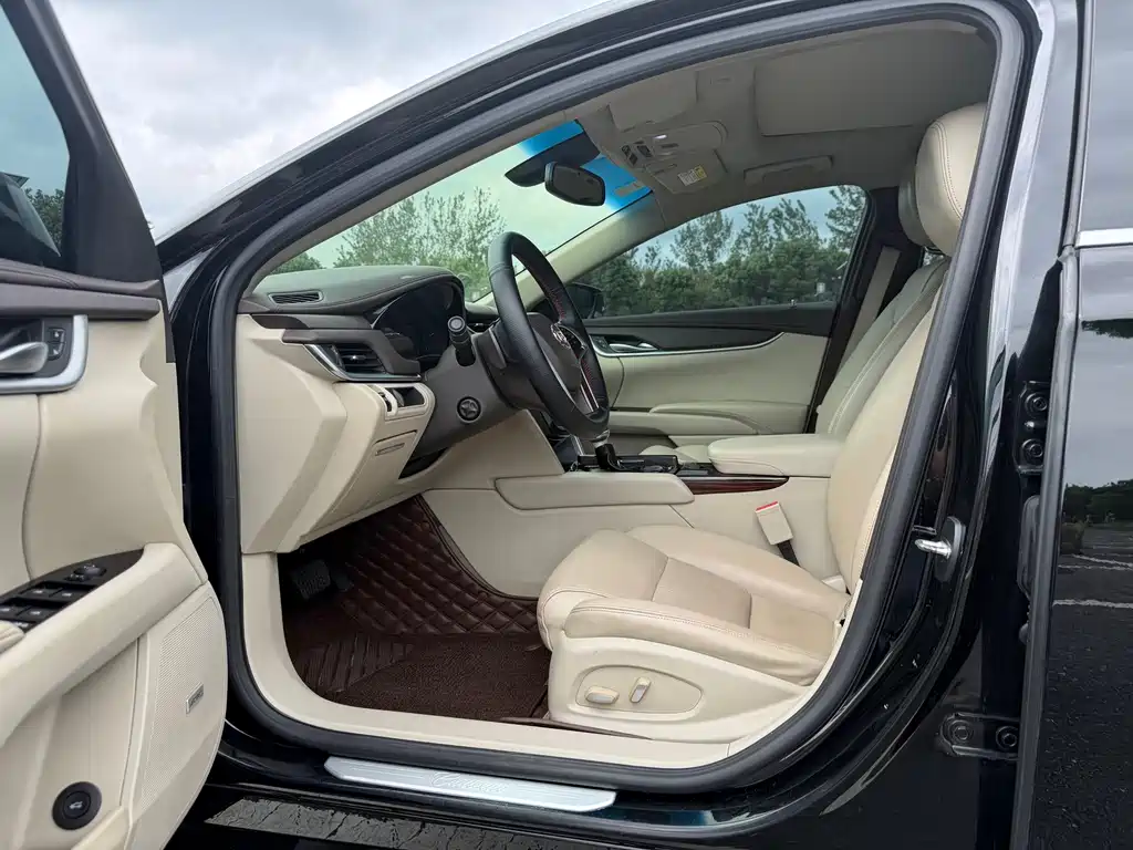 Cadillac XTS — миниатюра 8