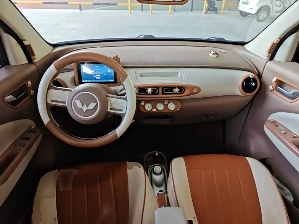 Wuling MINIEV — миниатюра 10