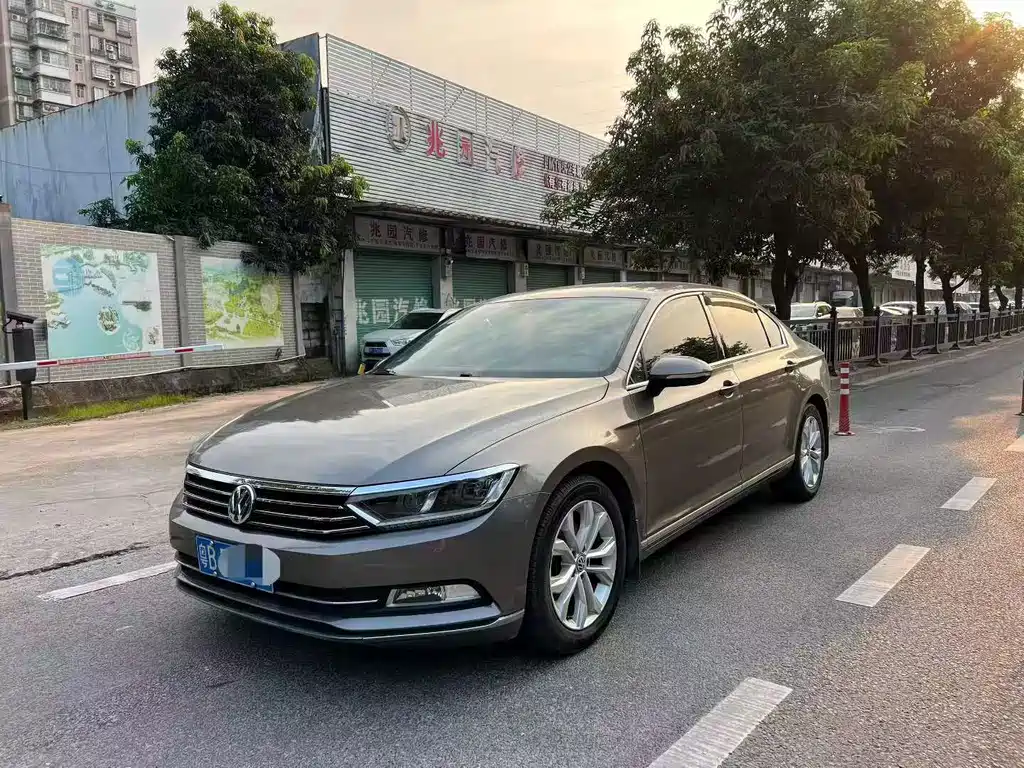 Volkswagen Magotan