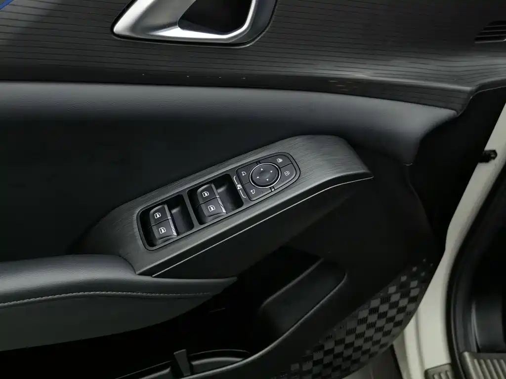 Haval H6L — миниатюра 9
