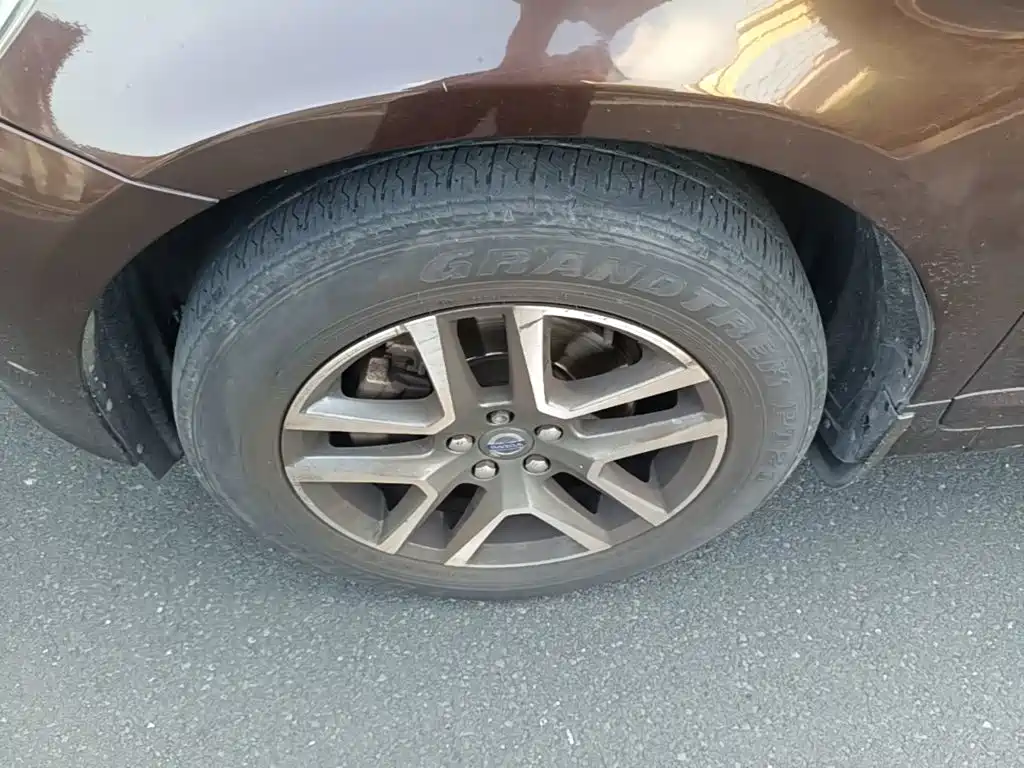 Volvo XC60 — миниатюра 23