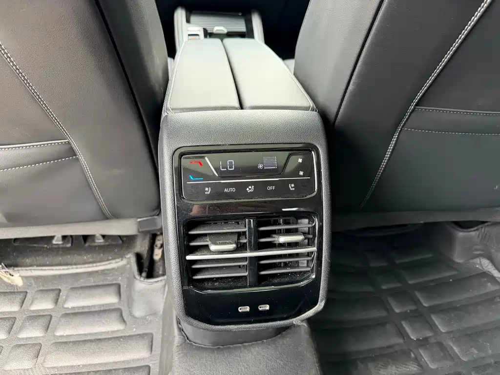 Volkswagen Magotan — миниатюра 10