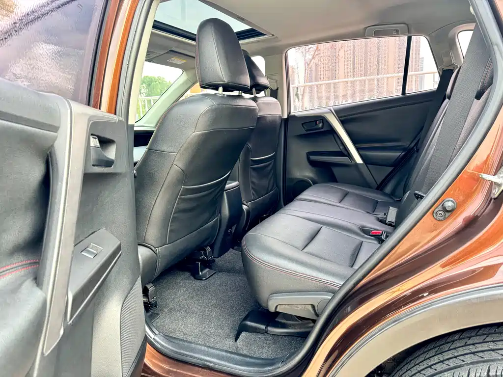 TOYOTA RAV4 RONGFANG