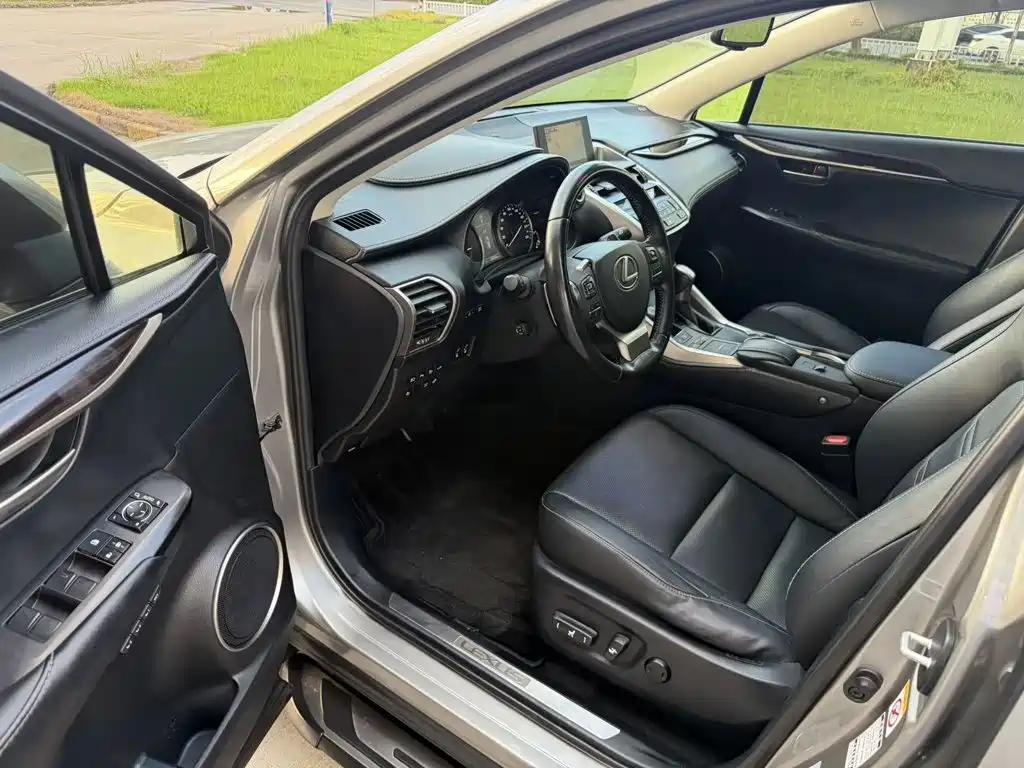 Lexus NX — миниатюра 4