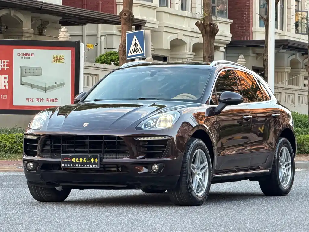 Porsche Macan — миниатюра 3