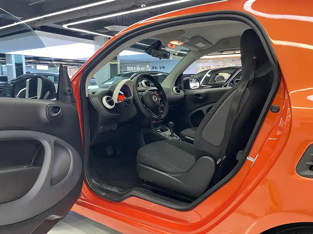 smart Smart Fortwo — миниатюра 11