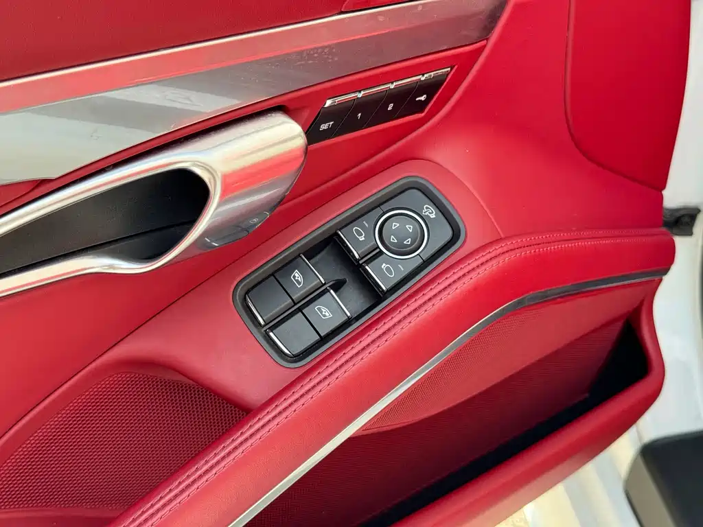 Porsche 718 — миниатюра 9