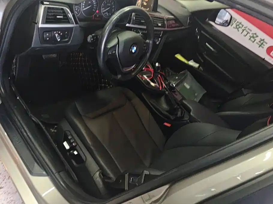 BMW 3 Series — миниатюра 9