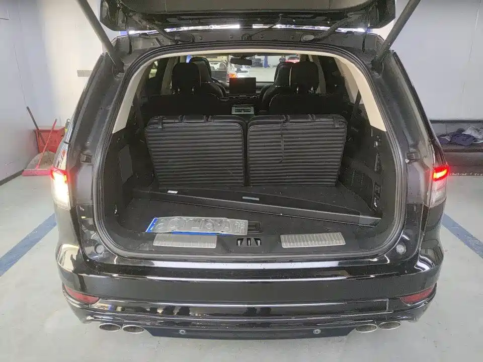 Lincoln Aviator — миниатюра 8