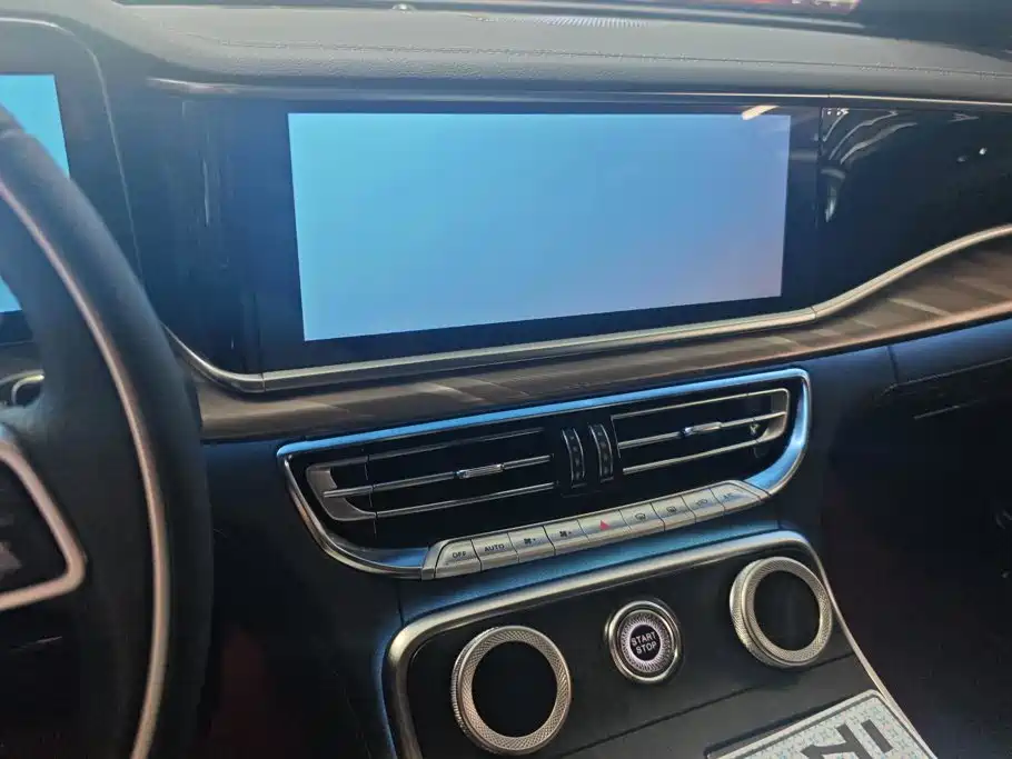 Hongqi Hongqi H9 — миниатюра 13