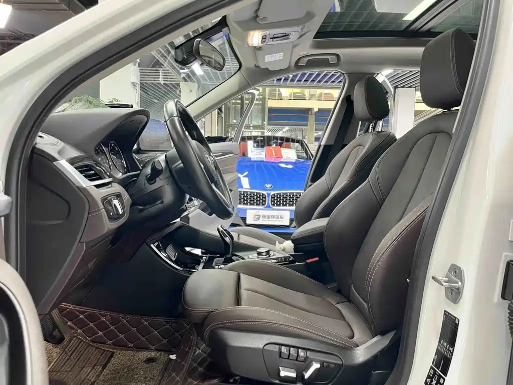 BMW X1 — миниатюра 7