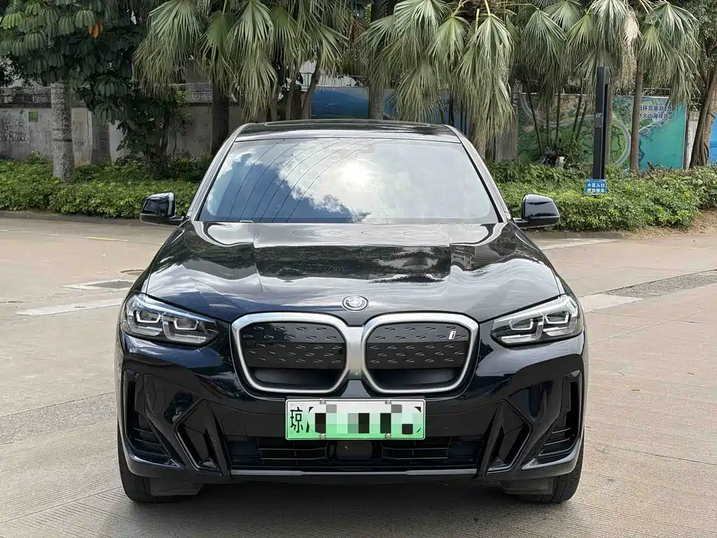 BMW iX3 — миниатюра 2