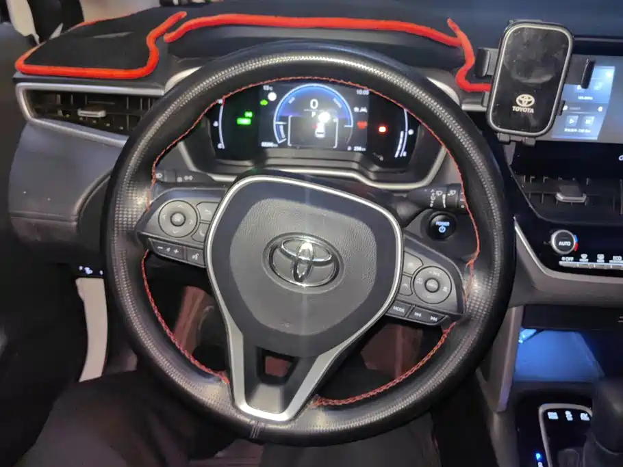 Toyota Frontlander — миниатюра 15