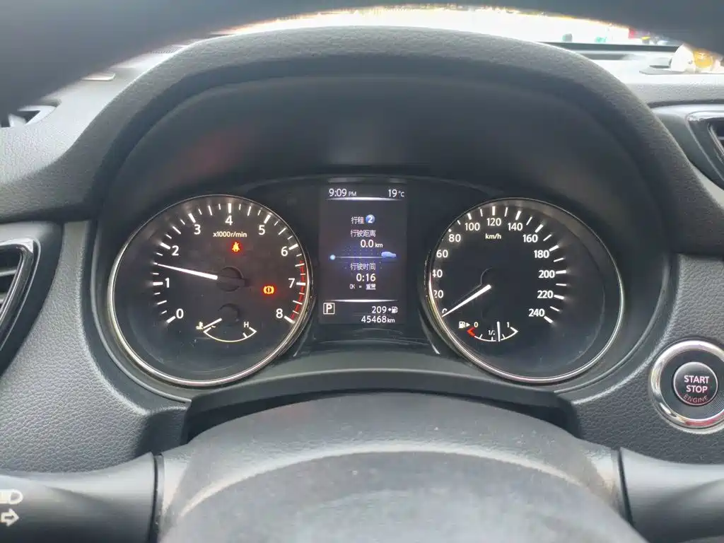 Nissan X-Trail — миниатюра 7
