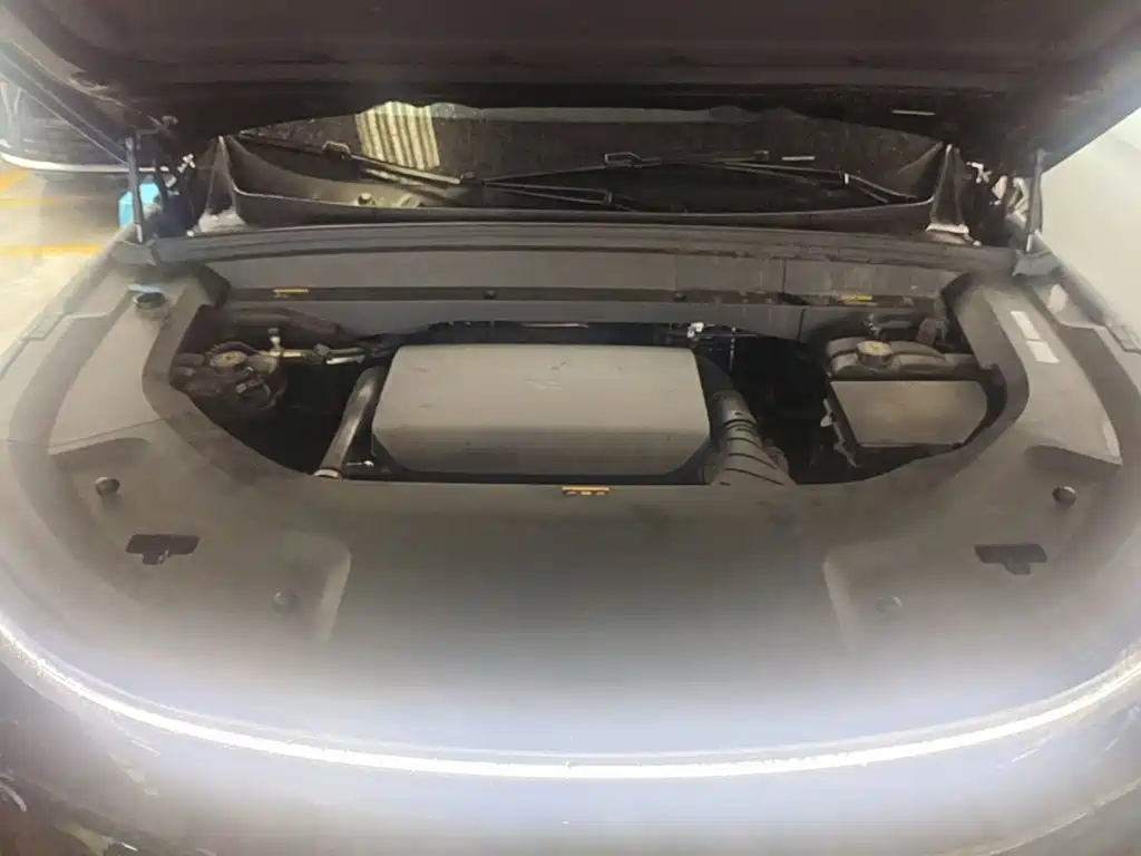 Li Auto Li L8 — миниатюра 20