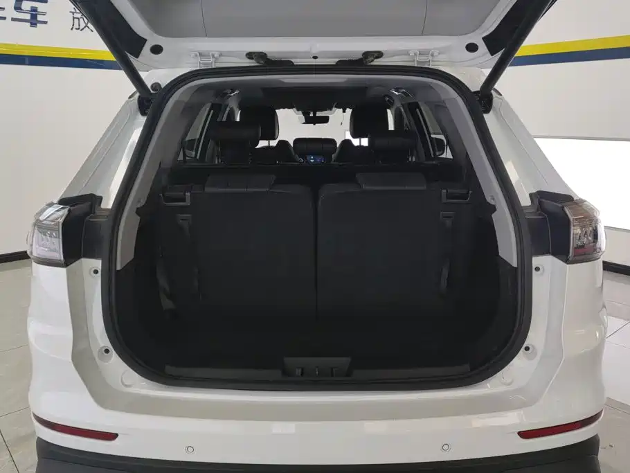 Chery Tiggo 8 PLUS — миниатюра 4